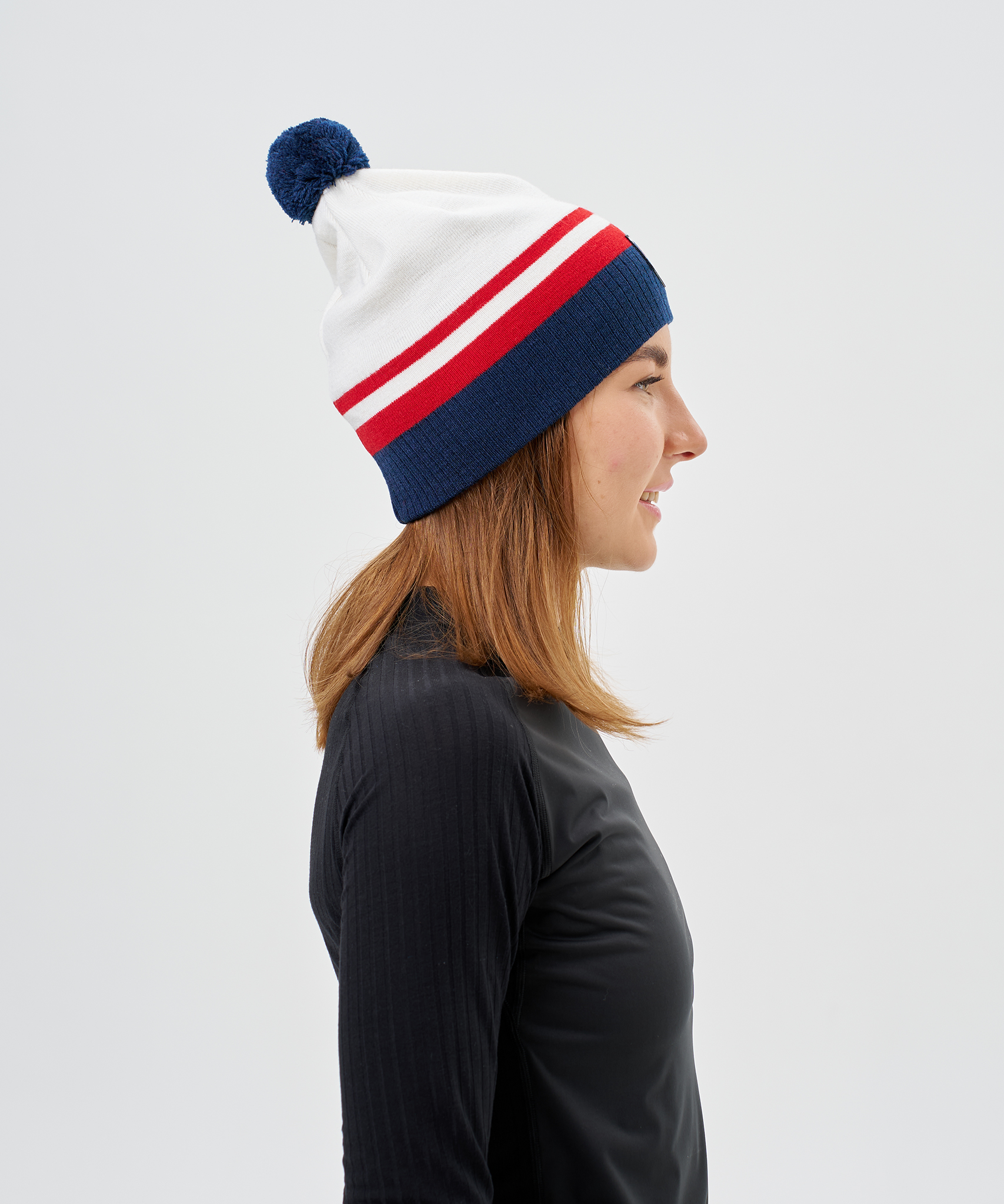 Шапка Nordski Move White/Red/Blue